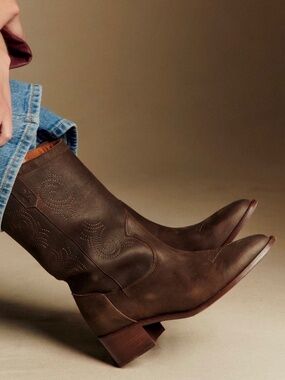 Sezane Ivana Low Boots Taupe Nubuck - Size US 8